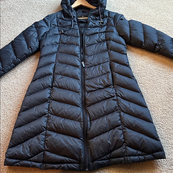 Tommy Hilfiger packable down hooded coat - Picture 3 of 13